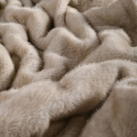 Διακοσμητική Γούνινη Μαξιλαροθήκη Fox 02 Beige της Teoran